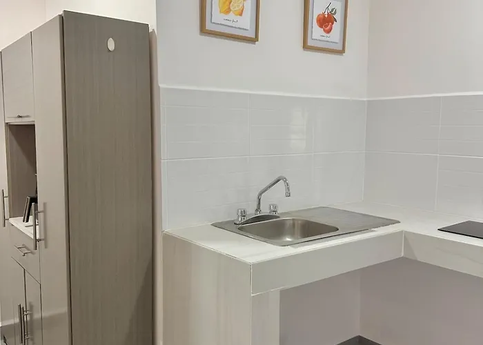 Apartmento En 5th Av, Ferry, Estacion Ado, Plazas Y Mas